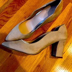 NWOT Kelly & Katie Heels
